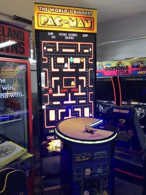 World's Biggest Pac-Man / Galaga